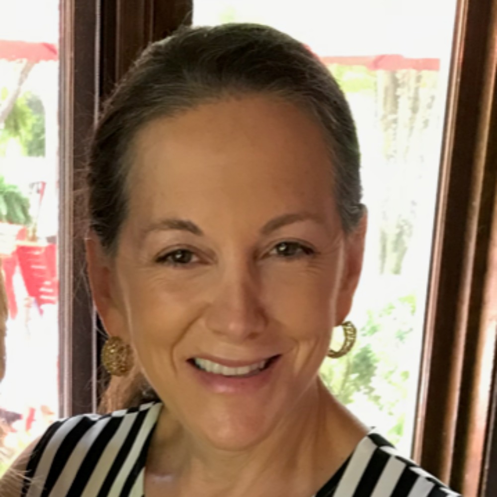 Meet your Posher, Lori